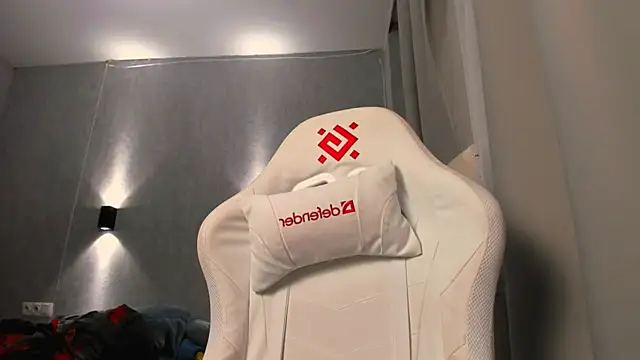 Kleo Godde online show from October 30, 11:49 pm