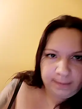 Szilvi93 online show from March 21, 5:34 am