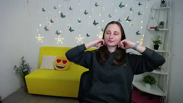 MichelLeee online show from March 19, 12:09 pm