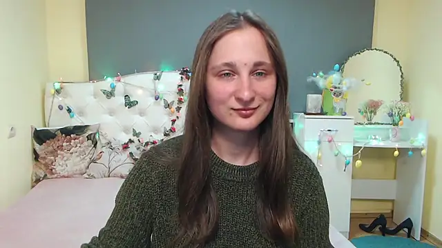 MichelLeee online show from April 8, 11:43 am