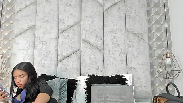 AshleyHill2 online show from January 8, 3:31 am