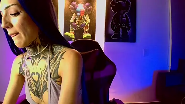 Snapshot of Ameliewitte_mjs chatting on April 26, 9:45 pm Ameliewitte mjs online show from April 26, 9:45 pm
