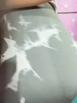 Velyn 18 online show from February 28, 4:24 am