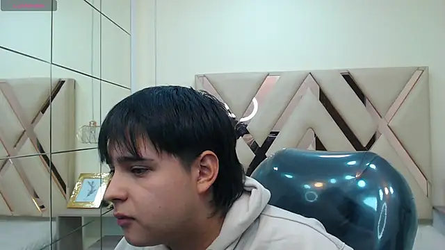 AndrewPherson online show from January 28, 1:27 pm