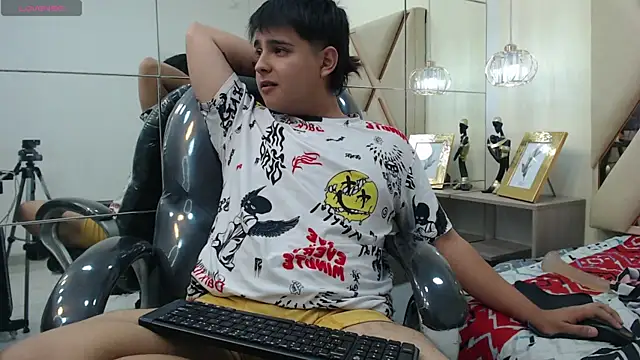 AndrewPherson online show from January 29, 3:58 pm