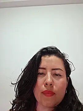 Snapshot of NeredaXxx chatting on May 27, 11:24 pm NeredaXxx online show from May 27, 11:24 pm