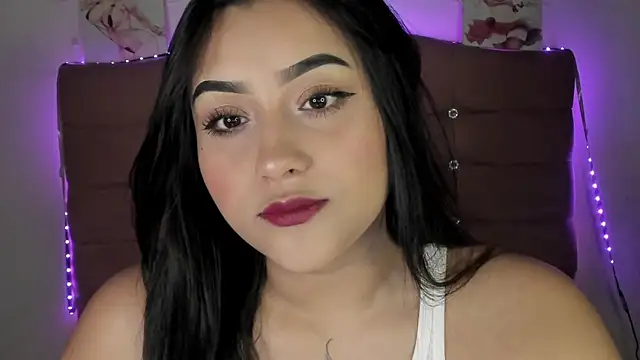 Snapshot of male_couper chatting on January 18, 1:41 am male couper online show from January 18, 1:41 am