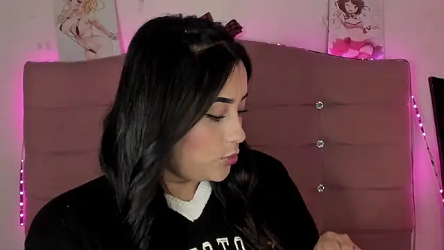 Snapshot of male_couper chatting on January 21, 12:50 pm male couper online show from January 21, 12:50 pm