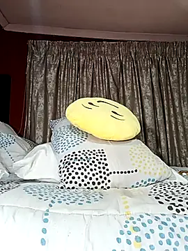 Snapshot of Wildblack22 chatting on October 15, 8:42 pm Wildblack22 online show from October 15, 8:42 pm