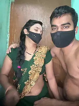 Snapshot of Suhani512 chatting on June 4, 11:33 pm Suhani512 online show from June 4, 11:33 pm