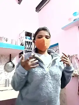 Scheme SS online show from January 15, 3:27 pm