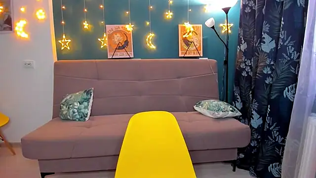 Xloe Queen online show from January 14, 11:10 am