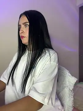 Snapshot of Aria_uwu chatting on May 1, 10:42 am Aria uwu online show from May 1, 10:42 am