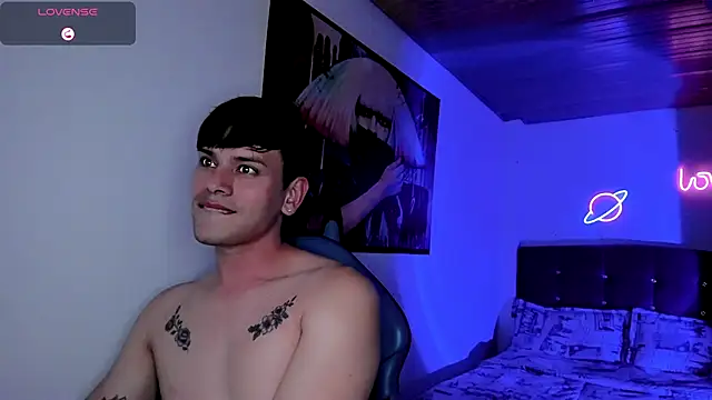 Snapshot of joe_jhon chatting on December 9, 2:56 am joe jhon online show from December 9, 2:56 am