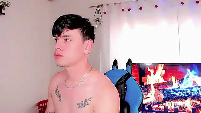 Snapshot of joe_jhon chatting on January 17, 10:01 pm joe jhon online show from January 17, 10:01 pm