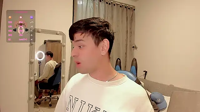 Snapshot of joe_jhon chatting on March 9, 5:28 pm joe jhon online show from March 9, 5:28 pm