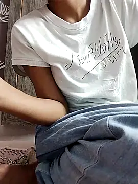 Snapshot of shalini_fire chatting on September 20, 10:05 am shalini fire online show from September 20, 10:05 am