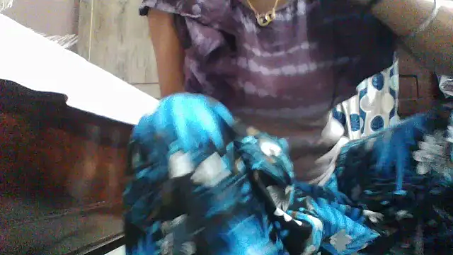 Snapshot of shalini_fire chatting on May 14, 9:16 am shalini fire online show from May 14, 9:16 am