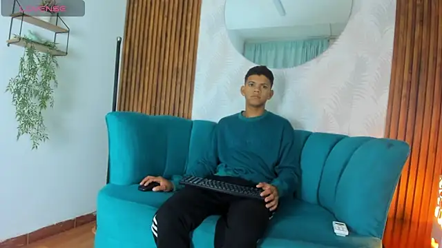 Snapshot of Jeffry_wolvess chatting on February 28, 12:09 pm Jeffry wolvess online show from February 28, 12:09 pm