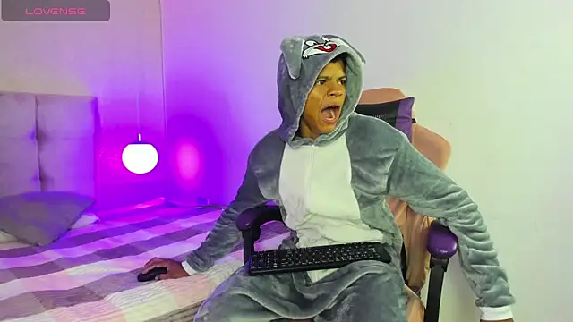 Snapshot of Jeffry_wolvess chatting on March 19, 3:41 am Jeffry wolvess online show from March 19, 3:41 am