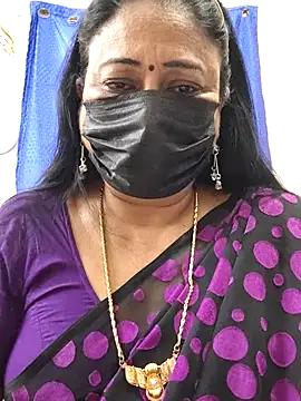 Snapshot of rekha_naier chatting on June 9, 5:30 am rekha naier online show from June 9, 5:30 am