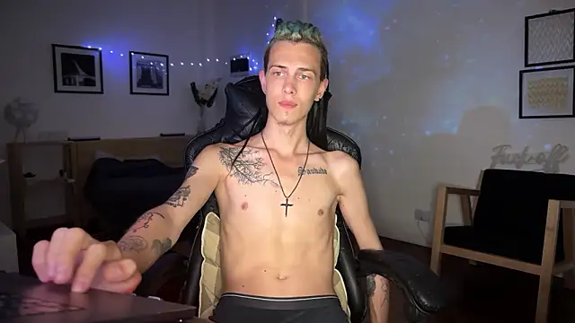 Den BlueXx online show from December 23, 12:52 am