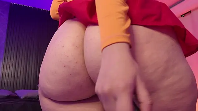 Snapshot of Little_maeve chatting on January 31, 9:26 pm Little maeve online show from January 31, 9:26 pm