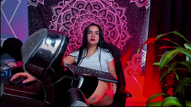 thakytona online show from March 27, 8:52 pm