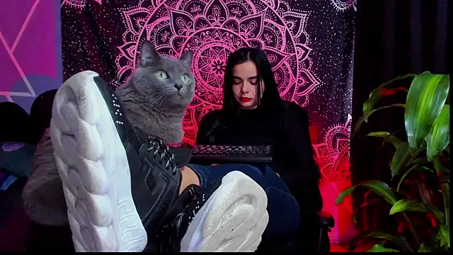 Snapshot of thakytona chatting on April 26, 7:44 pm thakytona online show from April 26, 7:44 pm