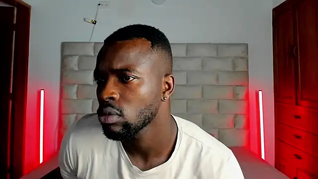 Snapshot of Dylan_Taylor chatting on March 2, 3:52 am Dylan Taylor online show from March 2, 3:52 am