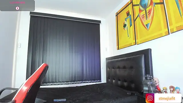 Snapshot of connor_santtos chatting on February 24, 8:03 pm connor santtos online show from February 24, 8:03 pm