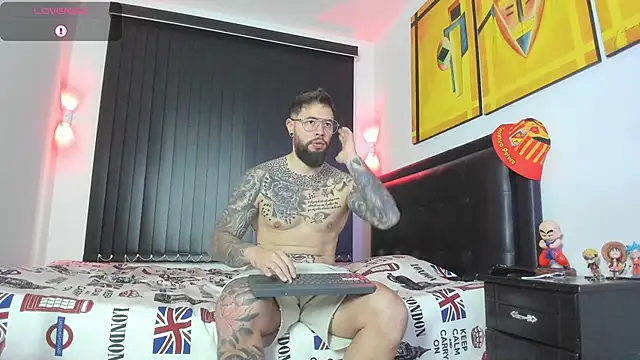 Snapshot of connor_santtos chatting on March 11, 1:12 pm connor santtos online show from March 11, 1:12 pm