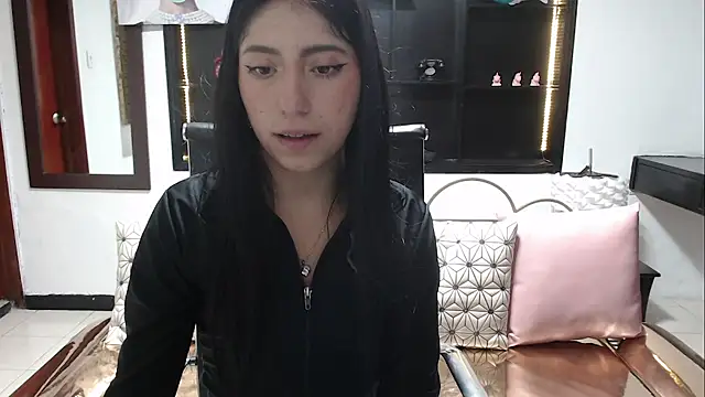 Snapshot of Angela_Diaz_ chatting on December 30, 1:03 pm Angela Diaz online show from December 30, 1:03 pm