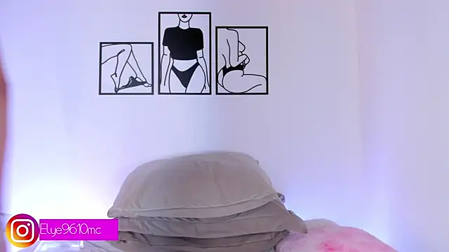 Snapshot of ellie_mcdonald chatting on May 27, 1:57 am ellie mcdonald online show from May 27, 1:57 am