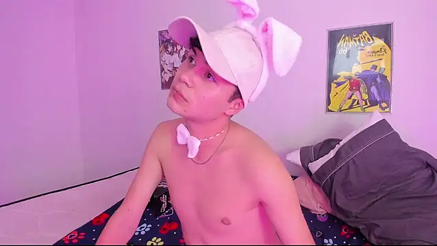 crushnier online show from February 7, 8:42 pm