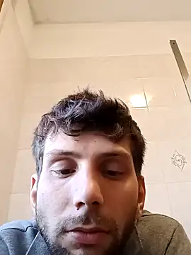 Snapshot of dariodario chatting on January 17, 9:28 am dariodario online show from January 17, 9:28 am