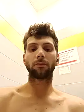 Snapshot of dariodario chatting on January 20, 7:04 pm dariodario online show from January 20, 7:04 pm