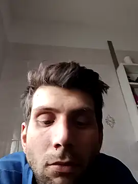 Snapshot of dariodario chatting on January 30, 1:31 pm dariodario online show from January 30, 1:31 pm