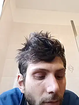 Snapshot of dariodario chatting on February 12, 12:22 pm dariodario online show from February 12, 12:22 pm