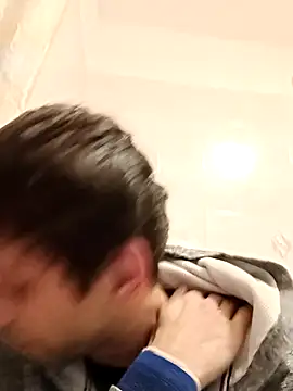 Snapshot of dariodario chatting on March 1, 6:32 pm dariodario online show from March 1, 6:32 pm