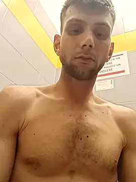 Snapshot of dariodario chatting on March 20, 7:14 pm dariodario online show from March 20, 7:14 pm