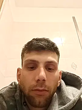 Snapshot of dariodario chatting on March 22, 5:20 pm dariodario online show from March 22, 5:20 pm