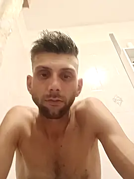 Snapshot of dariodario chatting on September 11, 8:42 pm dariodario online show from September 11, 8:42 pm