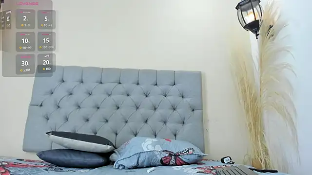 Snapshot of bruno_miller_ chatting on May 13, 10:17 pm bruno miller online show from May 13, 10:17 pm