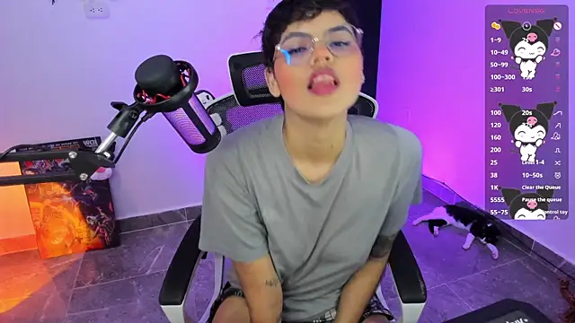 Snapshot of gooddess_isis chatting on November 22, 12:31 am gooddess isis online show from November 22, 12:31 am