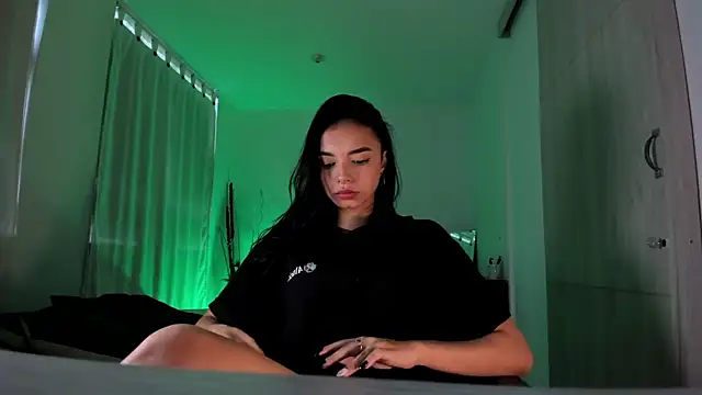 AnabelWolf online show from January 31, 9:37 pm