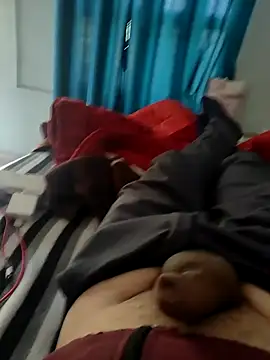 Snapshot of shale26 chatting on December 9, 6:23 am shale26 online show from December 9, 6:23 am