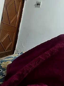 Snapshot of shale26 chatting on February 24, 4:36 pm shale26 online show from February 24, 4:36 pm