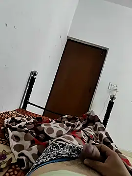 Snapshot of shale26 chatting on February 27, 5:58 pm shale26 online show from February 27, 5:58 pm