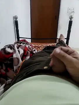 Snapshot of shale26 chatting on February 28, 4:21 am shale26 online show from February 28, 4:21 am